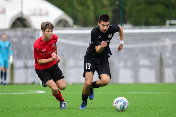 &laquo;Ленинградец&raquo; и &laquo;Акрон-Академия Коноплёва&raquo; одержали первые победы