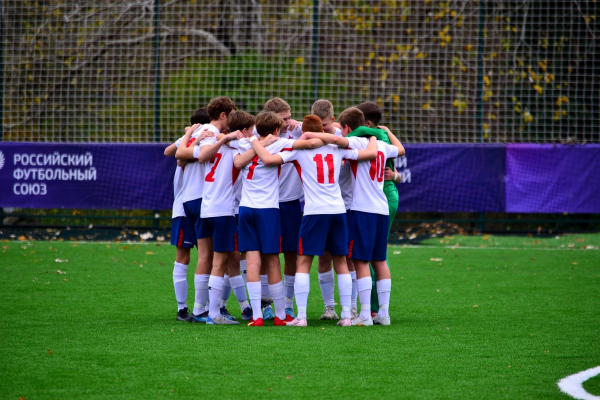 &laquo;Ленинградец&raquo; и &laquo;Акрон-Академия Коноплёва&raquo; одержали первые победы