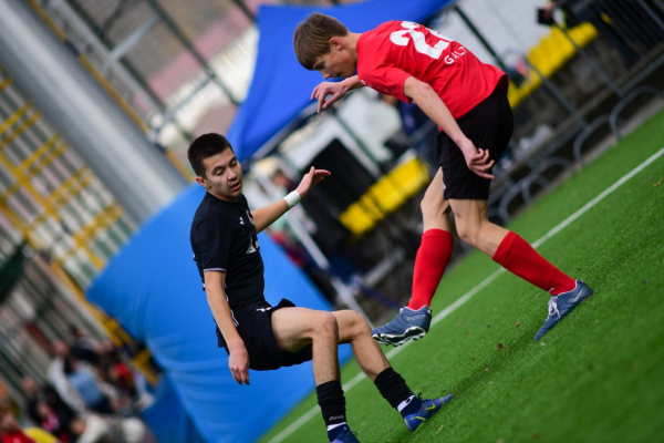 &laquo;Ленинградец&raquo; и &laquo;Акрон-Академия Коноплёва&raquo; одержали первые победы