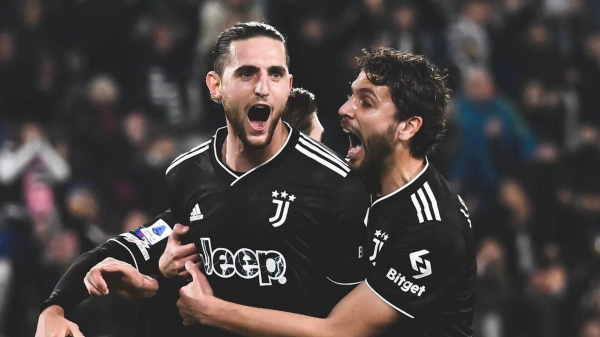 Футболисты "Ювентуса" обыграли "Монцу" и вышли на первое место в Серии А