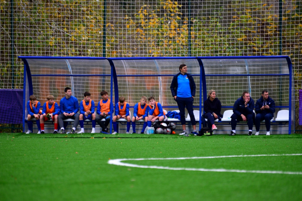 &laquo;Ленинградец&raquo; и &laquo;Акрон-Академия Коноплёва&raquo; одержали первые победы