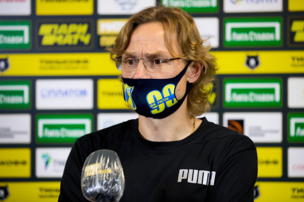 Лучшие флеш-интервью тренеров в РПЛ: Карпин, Черчесов, Слуцкий, Гончаренко, Григорян, Спаллетти, Евсеев, Манчини, видео