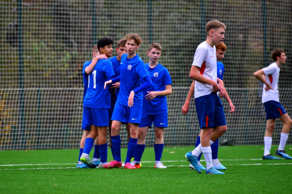 &laquo;Ленинградец&raquo; и &laquo;Акрон-Академия Коноплёва&raquo; одержали первые победы