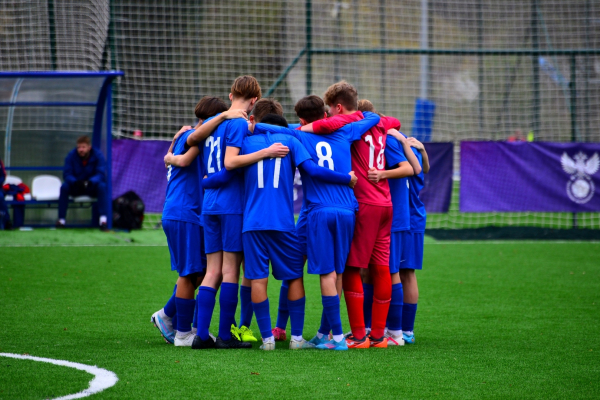 &laquo;Ленинградец&raquo; и &laquo;Акрон-Академия Коноплёва&raquo; одержали первые победы
