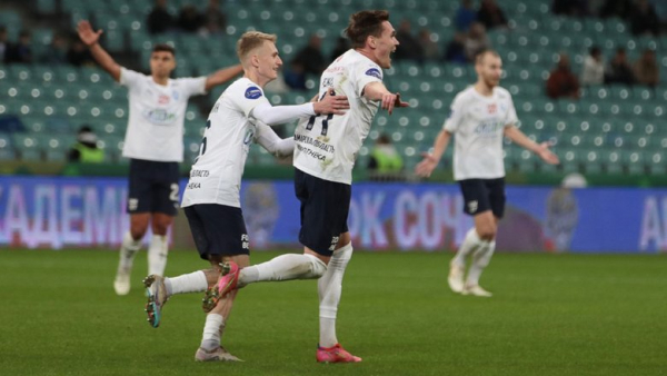 Нереальный гол головой от самой забивающей команды РПЛ. &laquo;Крылья&raquo; снова выше &laquo;Спартака&raquo;