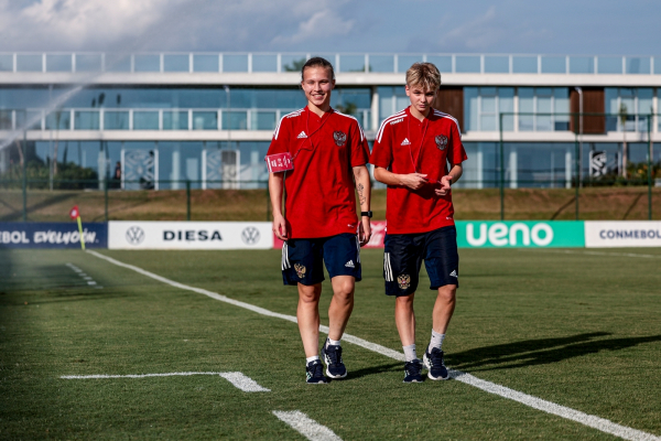 Сборная России по пляжному футболу выиграла все матчи в Асунсьоне