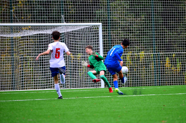 &laquo;Ленинградец&raquo; и &laquo;Акрон-Академия Коноплёва&raquo; одержали первые победы