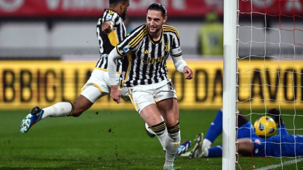 &laquo;Ювентус&raquo; победил в гостях &laquo;Монцу&raquo; в сумасшедшей концовке