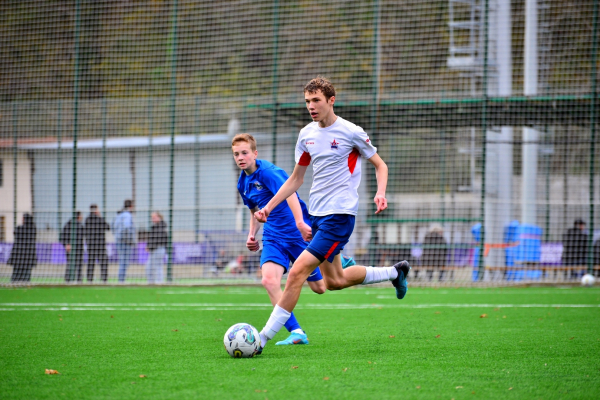 &laquo;Ленинградец&raquo; и &laquo;Акрон-Академия Коноплёва&raquo; одержали первые победы