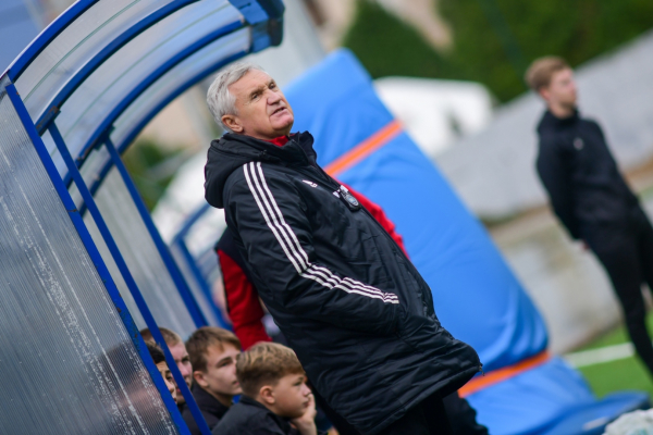 &laquo;Ленинградец&raquo; и &laquo;Акрон-Академия Коноплёва&raquo; одержали первые победы