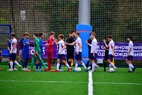 &laquo;Ленинградец&raquo; и &laquo;Акрон-Академия Коноплёва&raquo; одержали первые победы