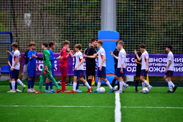 &laquo;Ленинградец&raquo; и &laquo;Акрон-Академия Коноплёва&raquo; одержали первые победы