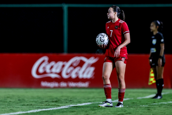 Сборная России по пляжному футболу выиграла все матчи в Асунсьоне