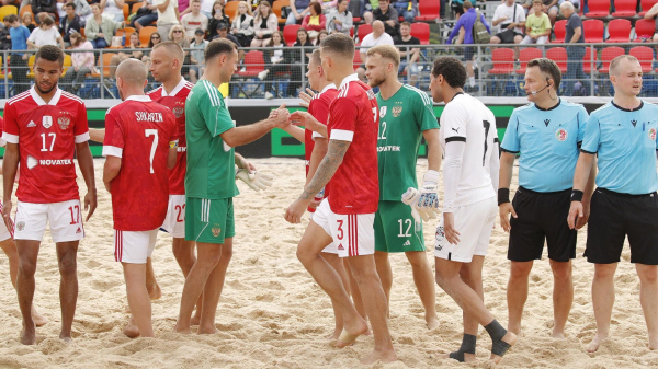 Сборная России по пляжному футболу в третий раз обыграла парагвайцев