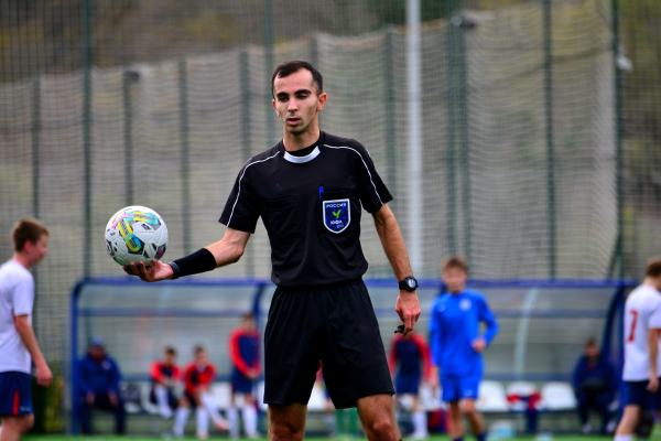 &laquo;Ленинградец&raquo; и &laquo;Акрон-Академия Коноплёва&raquo; одержали первые победы