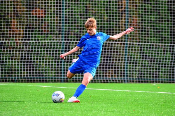 &laquo;Ленинградец&raquo; и &laquo;Акрон-Академия Коноплёва&raquo; одержали первые победы