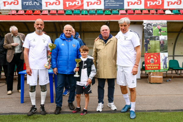 Ветераны Комитета ветеранов футбола РФС выиграли апрельский тур &laquo;Негаснущих звёзд-2024&raquo;