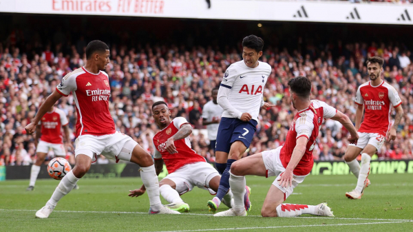"Арсенал" обыграл "Тоттенхэм" в чемпионате Англии