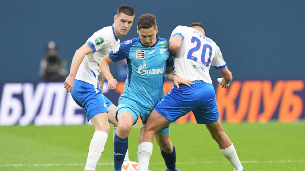 Футболист "Факела" Марков получил отрывной перелом таранной кости в матче