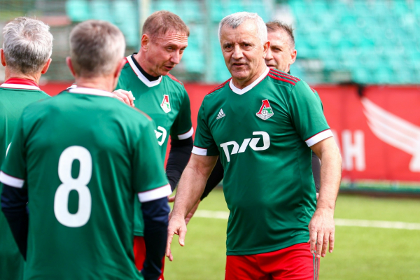 Ветераны Комитета ветеранов футбола РФС выиграли апрельский тур &laquo;Негаснущих звёзд-2024&raquo;