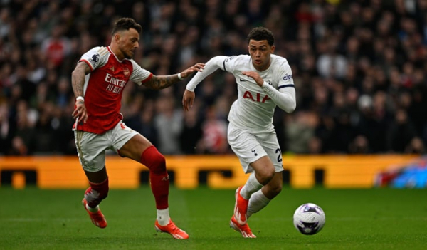 День Святого Тоттерингема. &laquo;Арсенал&raquo; сдержал &laquo;Шпоры&raquo; и продолжает борьбу за титул