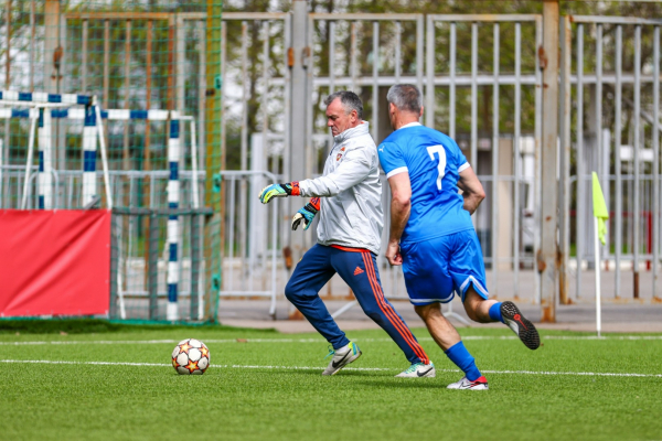 Ветераны Комитета ветеранов футбола РФС выиграли апрельский тур &laquo;Негаснущих звёзд-2024&raquo;