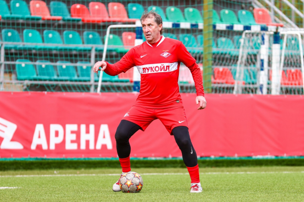 Ветераны Комитета ветеранов футбола РФС выиграли апрельский тур &laquo;Негаснущих звёзд-2024&raquo;