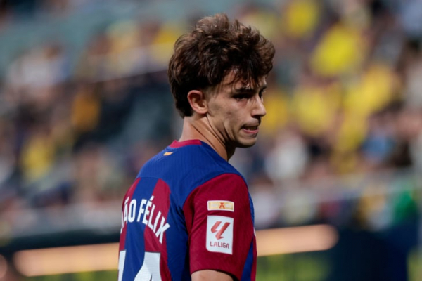 Разворот на 180 градусов. Почему Хави решил остаться в &laquo;Барселоне&raquo;