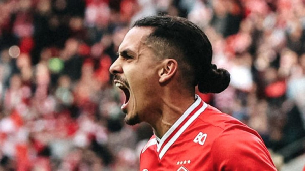 Даже Дзюба не помог &laquo;Локомотиву&raquo;. &laquo;Спартак&raquo; Слишковича не знает поражений 