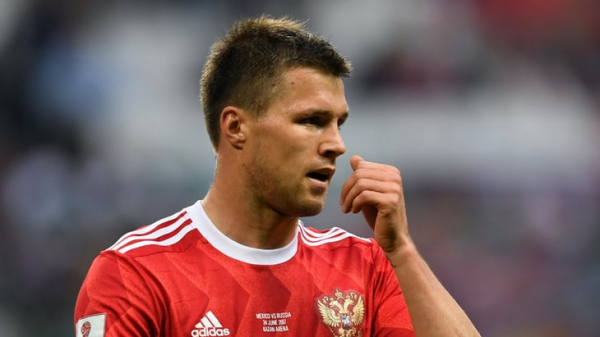 &laquo;Каждый сам выбирает &mdash; быть запасным в топ-клубе или лидером в команде поменьше&raquo;. Максим Канунников &mdash; о продолжении карьеры, любимом тренере и бесполезности обид