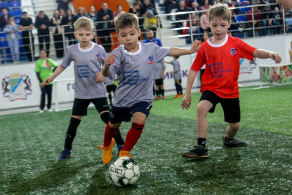 320 детей сыграли в футбол на фестивале &laquo;Крохабол&raquo; в Новосибирске