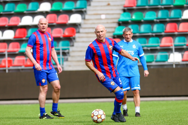 Ветераны Комитета ветеранов футбола РФС выиграли апрельский тур &laquo;Негаснущих звёзд-2024&raquo;