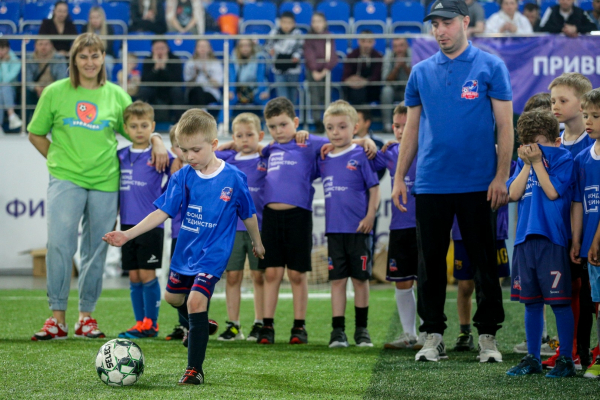 320 детей сыграли в футбол на фестивале &laquo;Крохабол&raquo; в Новосибирске