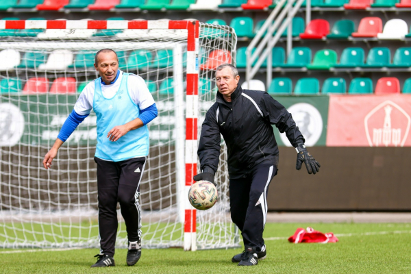 Ветераны Комитета ветеранов футбола РФС выиграли апрельский тур &laquo;Негаснущих звёзд-2024&raquo;