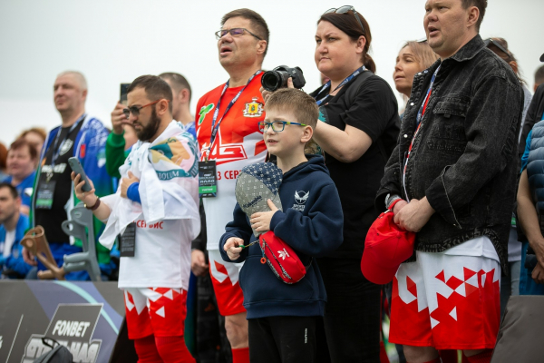 &laquo;FONBET Стальная воля&raquo; открылась матчем звёзд по футболу на электроколясках