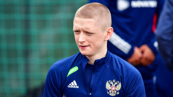 Футболист ЦСКА Мухин вернулся к тренировкам после разрыва крестообразной связки