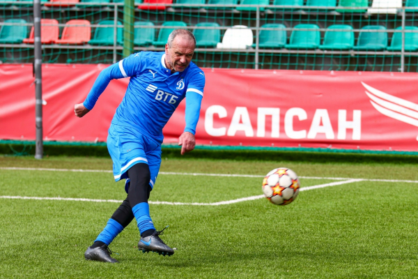 Ветераны Комитета ветеранов футбола РФС выиграли апрельский тур &laquo;Негаснущих звёзд-2024&raquo;