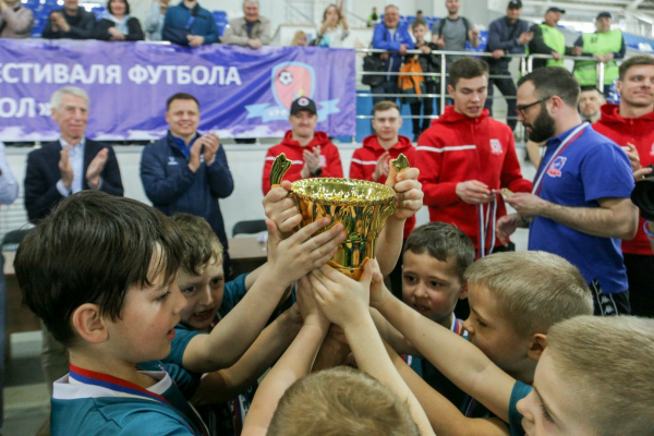 320 детей сыграли в футбол на фестивале &laquo;Крохабол&raquo; в Новосибирске