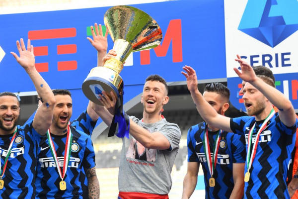 Интер &mdash; чемпион Италии, но у клуба проблемы с деньгами: огромные долги и невозможность их выплатить, подробности