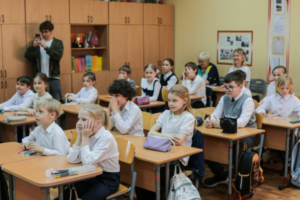 РФС и &laquo;ЛизаАлерт&raquo; провели уроки для детей из проекта &laquo;Футбол в школе&raquo;