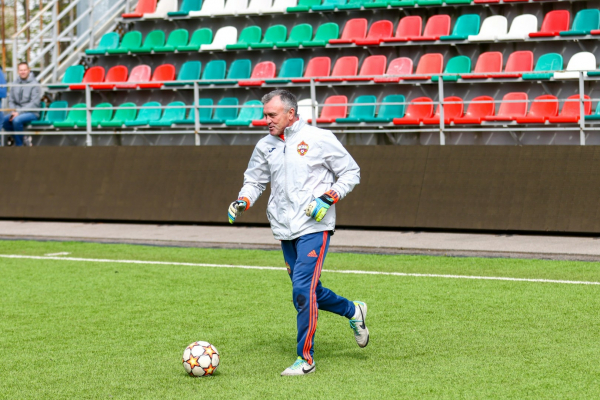 Ветераны Комитета ветеранов футбола РФС выиграли апрельский тур &laquo;Негаснущих звёзд-2024&raquo;