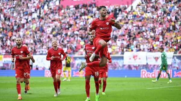 "Лейпциг" разгромил "Боруссию" из Дортмунда в чемпионате Германии по футболу