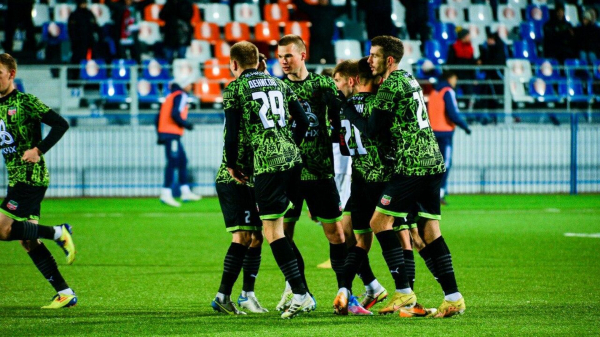 "Нефтехимик" разгромил на выезде "Тюмень" в матче Первой лиги