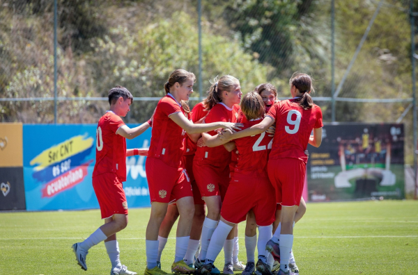 Женская молодежка взяла реванш у сборной Эквадора