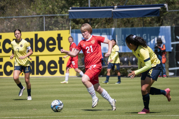 Женская молодежка взяла реванш у сборной Эквадора