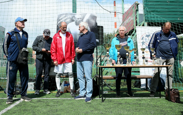 Ветераны &laquo;Динамо&raquo; выиграли июльский тур &laquo;Негаснущих звезд &ndash; 2024&raquo;