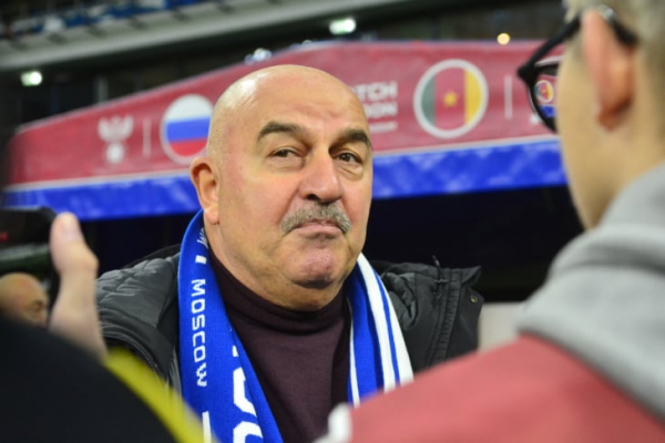 &laquo;Глушенков хочет стать лучшим бомбардиром&raquo;. Юрий Ковтун о разгромах в 3-м туре РПЛ и зарплате Черчесова в Казахстане