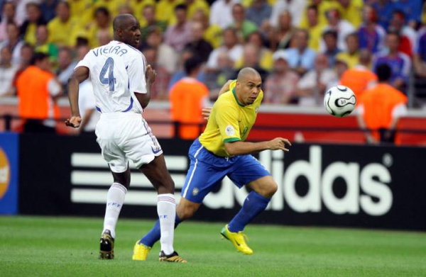 Перепись легенд. Месси, Роналду, Анри и еще 22 лучших футболиста XXI века