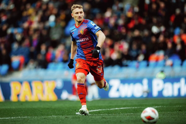 Форвард ЦСКА Федор Чалов подписал трехлетний контракт с греческим клубом ПАОК