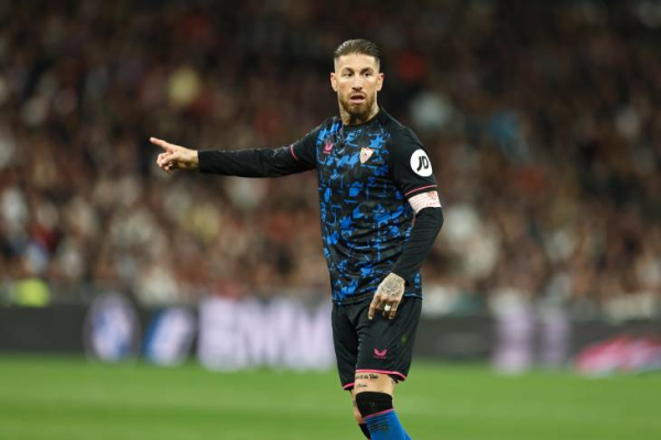 Перепись легенд. Месси, Роналду, Анри и еще 22 лучших футболиста XXI века